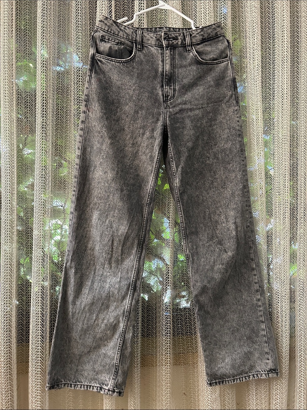Womens High-Rise Washed Black Straight-Leg Jeans